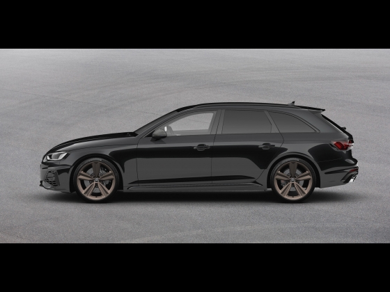 Audi RS 4 Avant [2020] 003