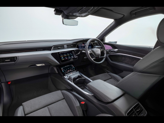 Audi e-tron Sportback 55 quattro [2020] 003
