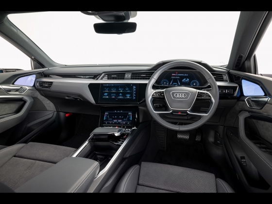 Audi e-tron 50 quattro [2021] 006