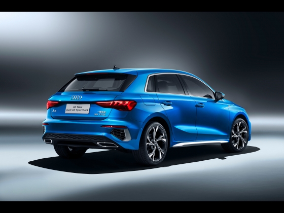 Audi A3 Sportback Luxury Sport line [2021] 002