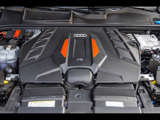 Audi SQ8 [2021] 004