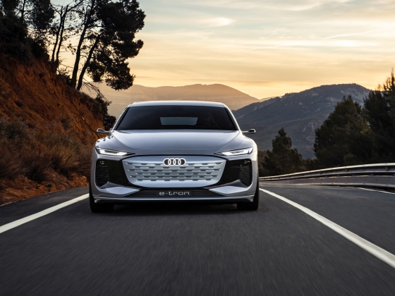 Audi A6 e-tron concept [2021] 001