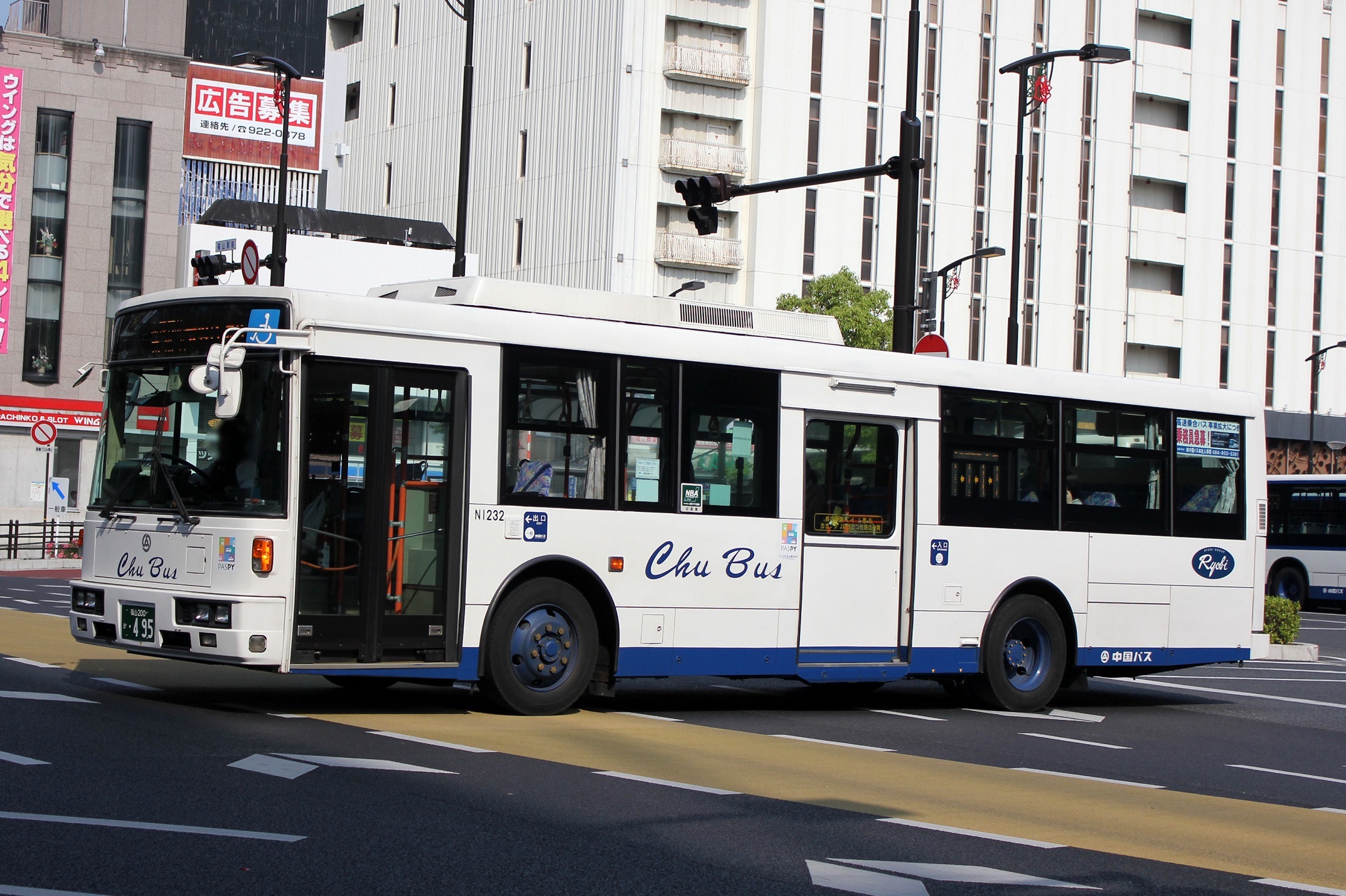 中国バス N1232