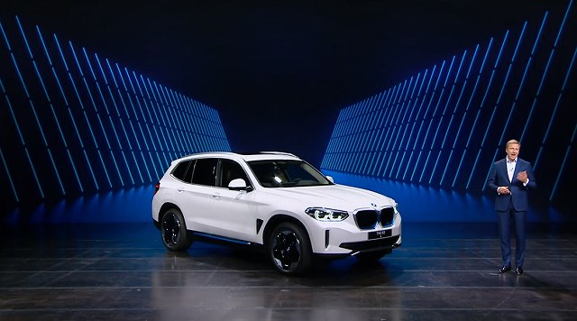 BMW　ix3