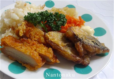 Nantonaku 4-2 昼ごはん　玉ねぎ　人参　鶏肉　さば　梅ご飯　2