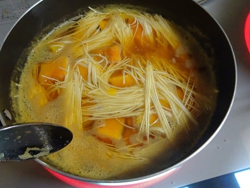 南瓜と素麵の煮物
