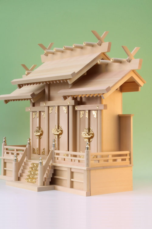 尾州桧で作る神棚　屋根違い神殿