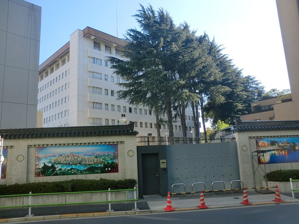 “ロック・ダウン”デマの発信源は、中国大使館ですが、それは一体どこにあるの？