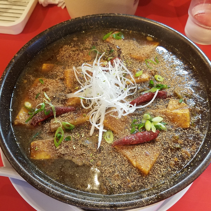 満月亀貝　麻婆麺