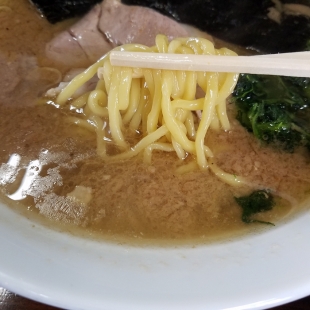 のぶ家　ラーメン　麺スープ