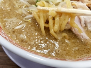 蓮　背脂味噌ﾗｰﾒﾝ　麺ｽｰﾌﾟ