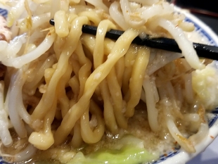 万人家中山店　G麺　麺