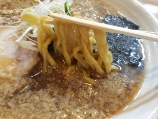 流れ星　背脂中華　麺スープ