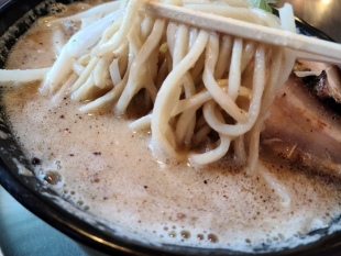 粋翔　AKIHA味噌ﾗｰﾒﾝ白　麺ｽｰﾌﾟ