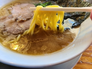 中田製作所　豚骨醤油ﾗｰﾒﾝ　麺ｽｰﾌﾟ