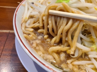 のろし本店　ﾗｰﾒﾝ肉３枚　麺ｽｰﾌﾟ